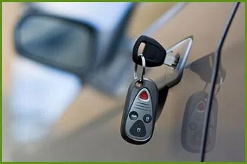 Neighborhood Locksmith Services Southampton, PA 215-809-1381 - 18-car-unlock